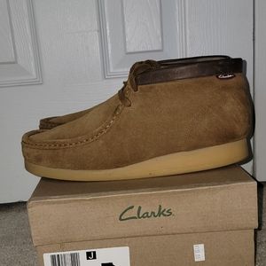Clarks - Stinson Hi- Wheat Suede